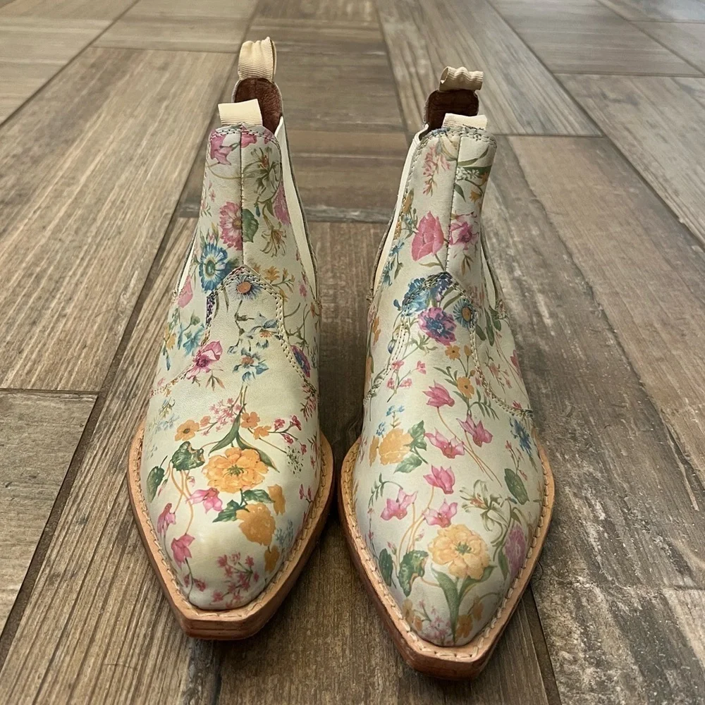 Free People Beau Western Boots in Ivory Floral size 6.5